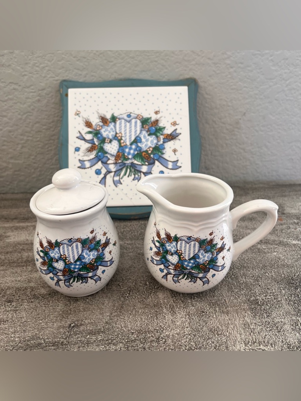 Vintage Creamer and Sugar Set with Trivet Tabletops Unlimited Country Cottagecor